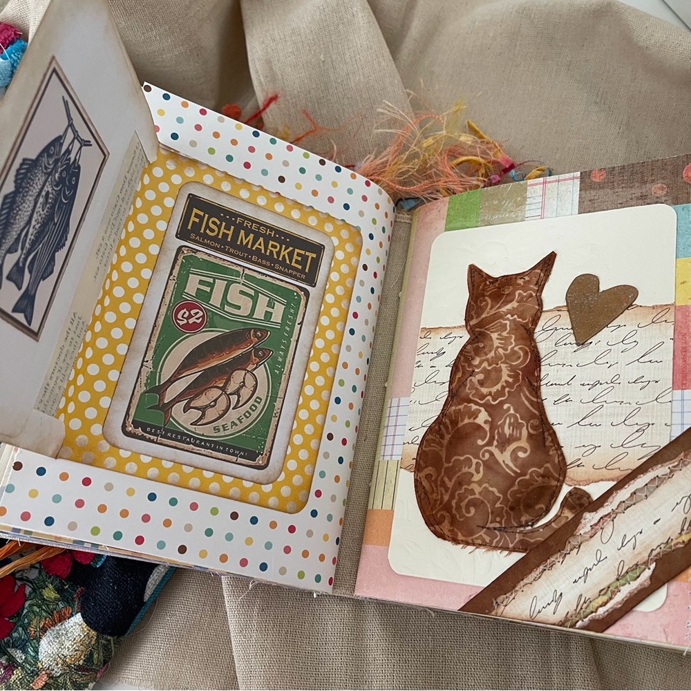 Junk Journal The Curious Little Kitten Around the House Little Golden Book - Picture 9 of 16